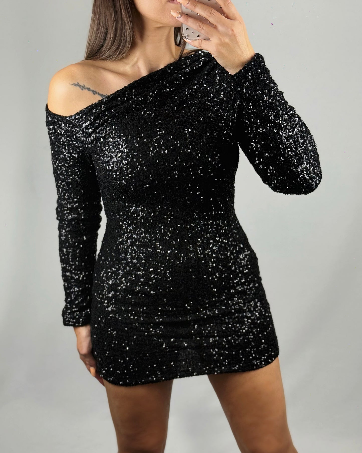 VESTIDO LENTEJUELAS NEGRO