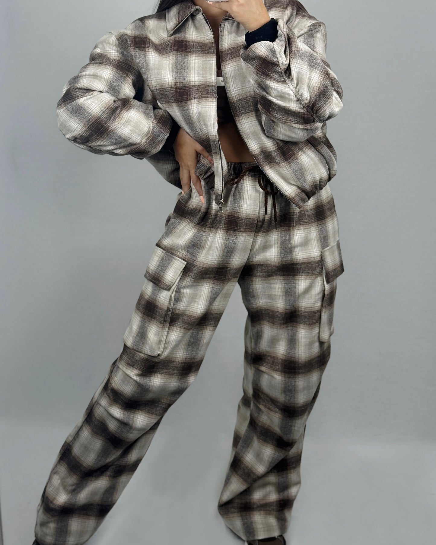 PANTALÓN CUADROS CHOC LUM