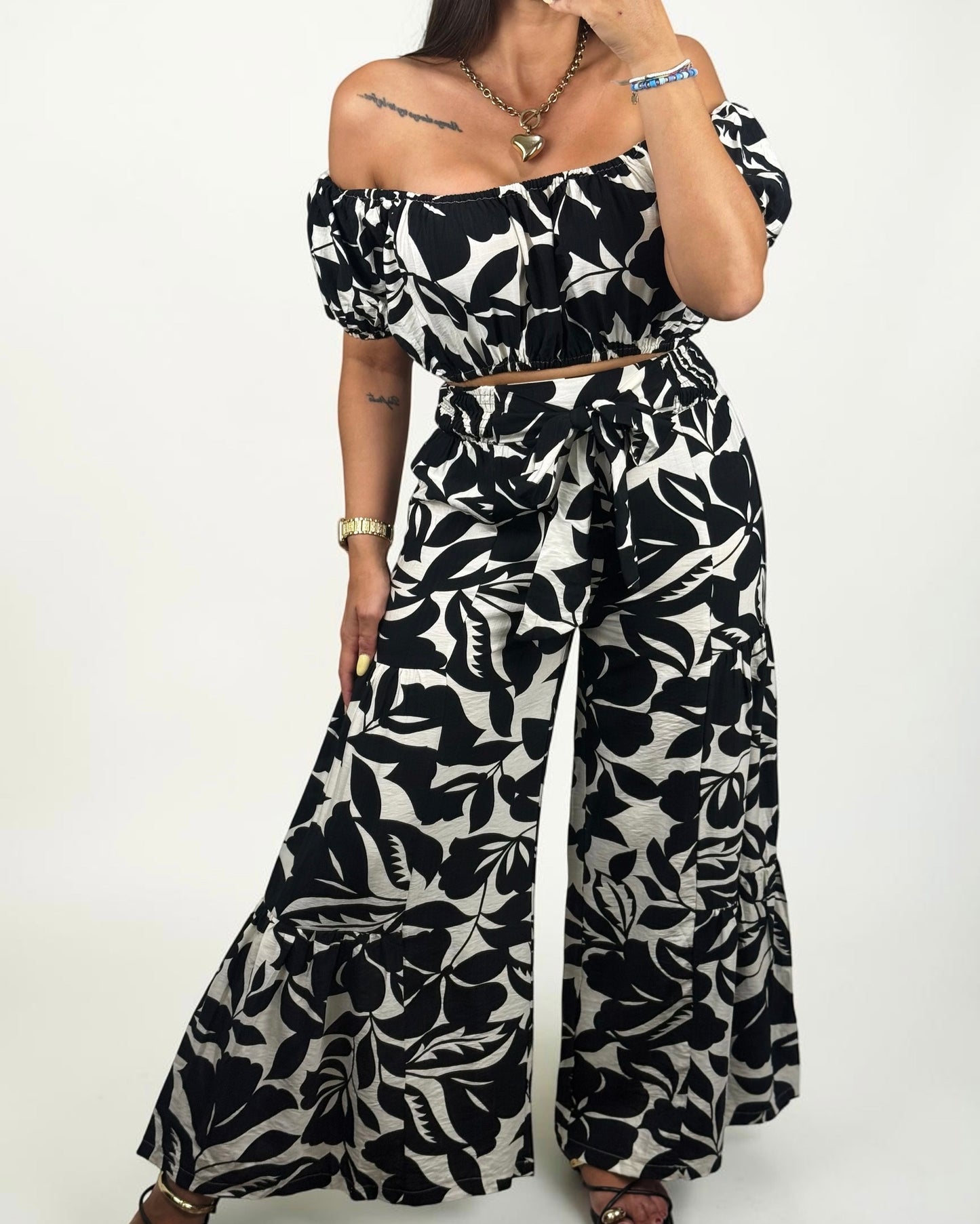 CONJUNTO B&W