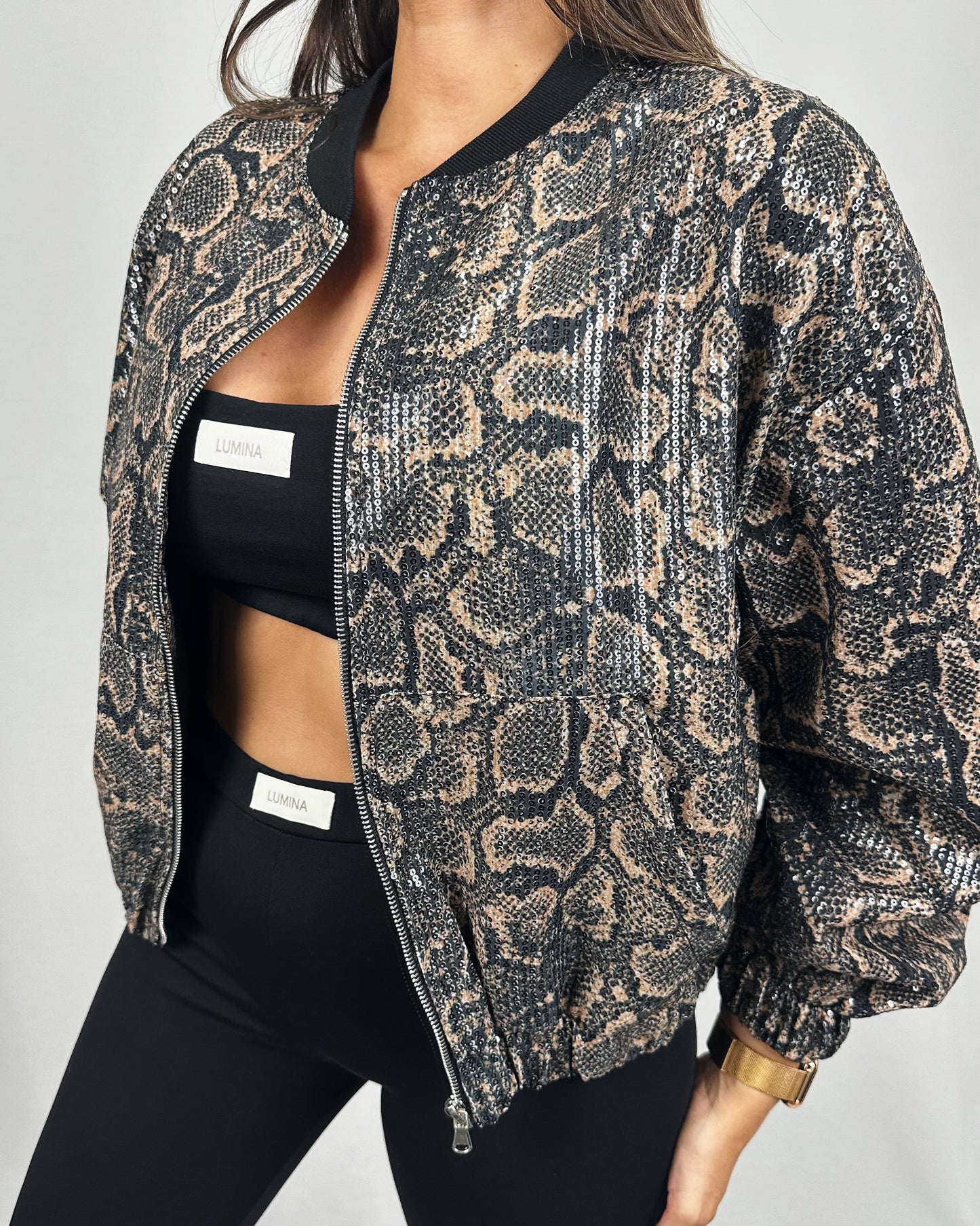 BOMBER SERPIENTE LUM