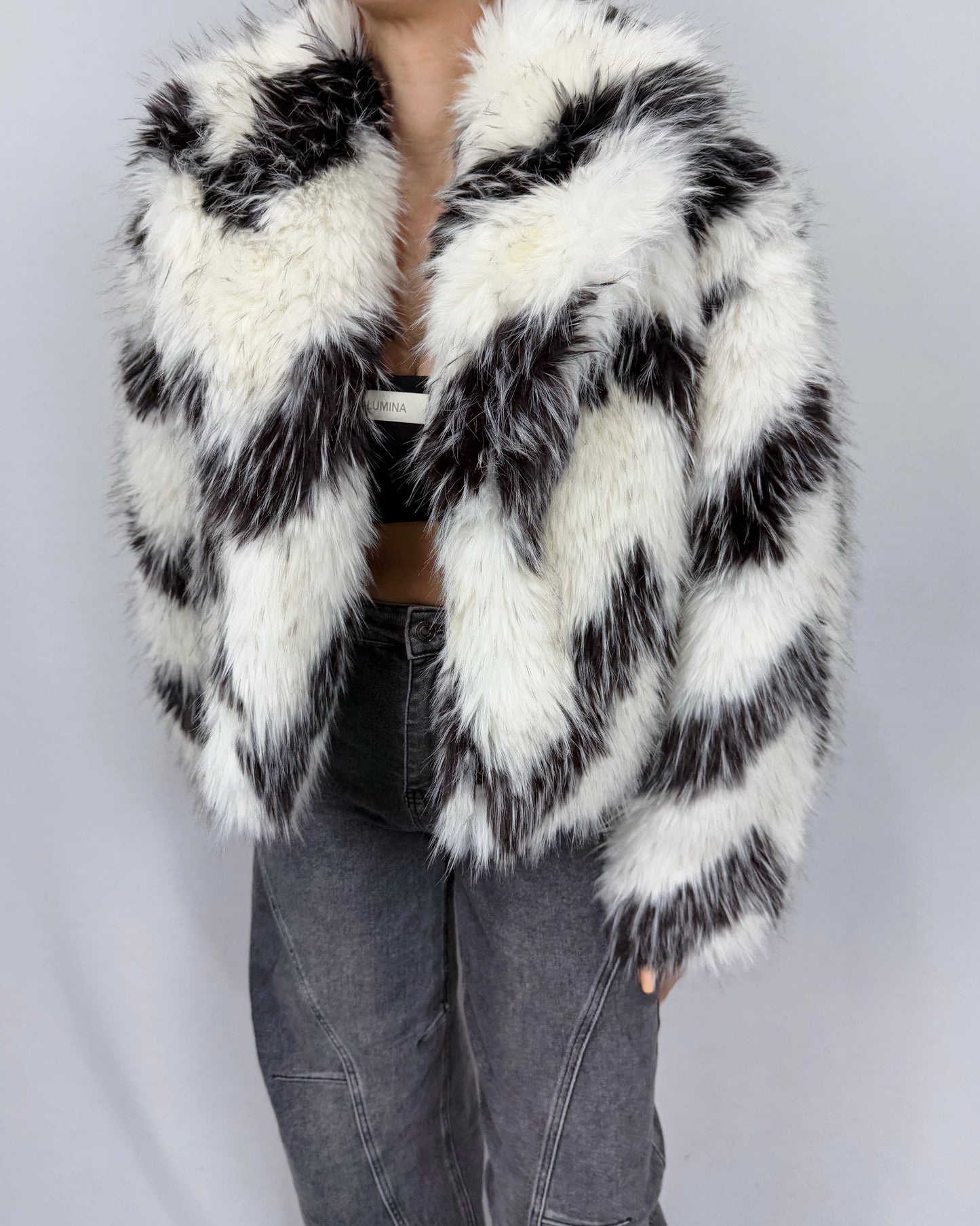 ABRIGO PELUCH ZIGZAG