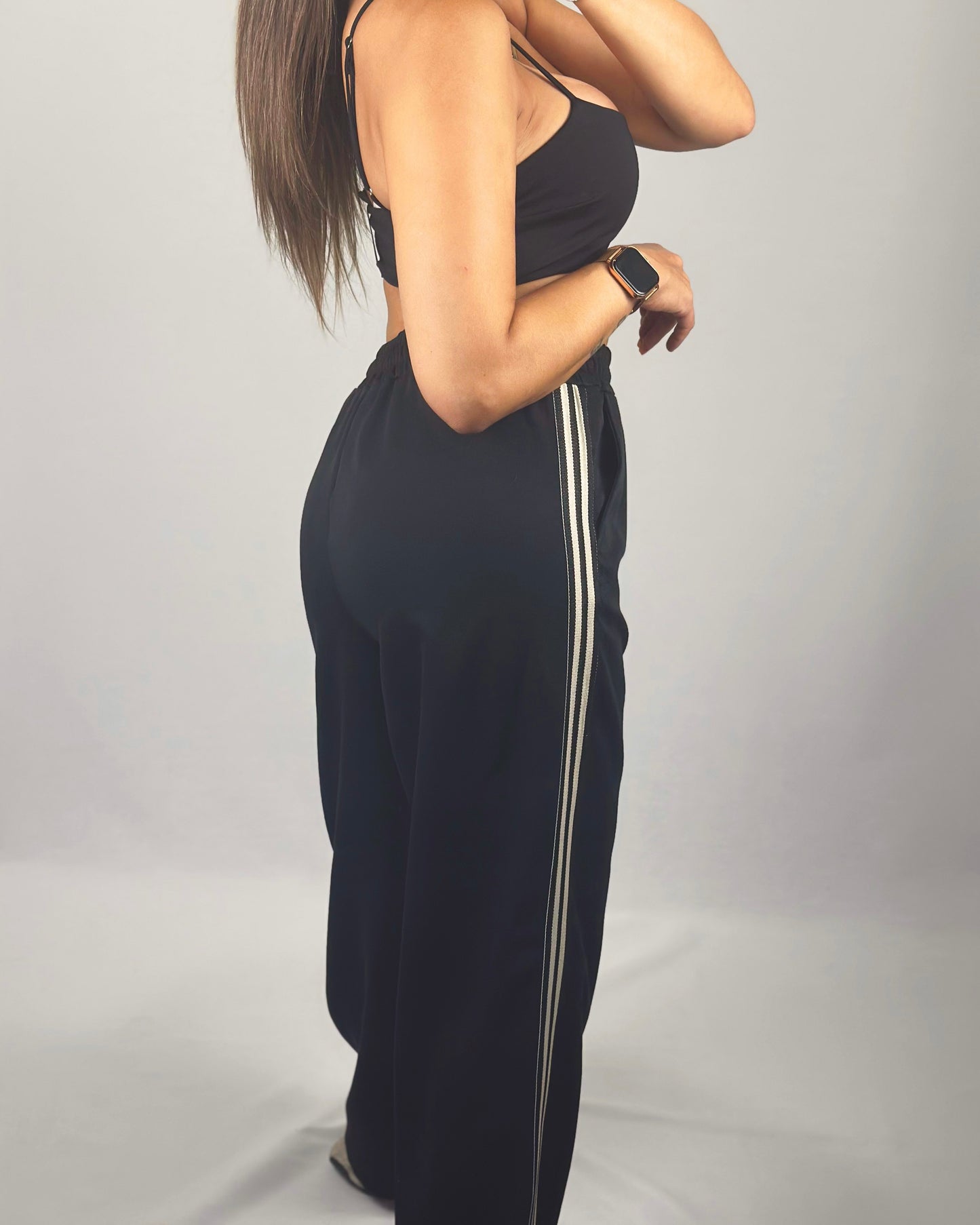 CONJUNTO LÍNEAS BLACK LUM