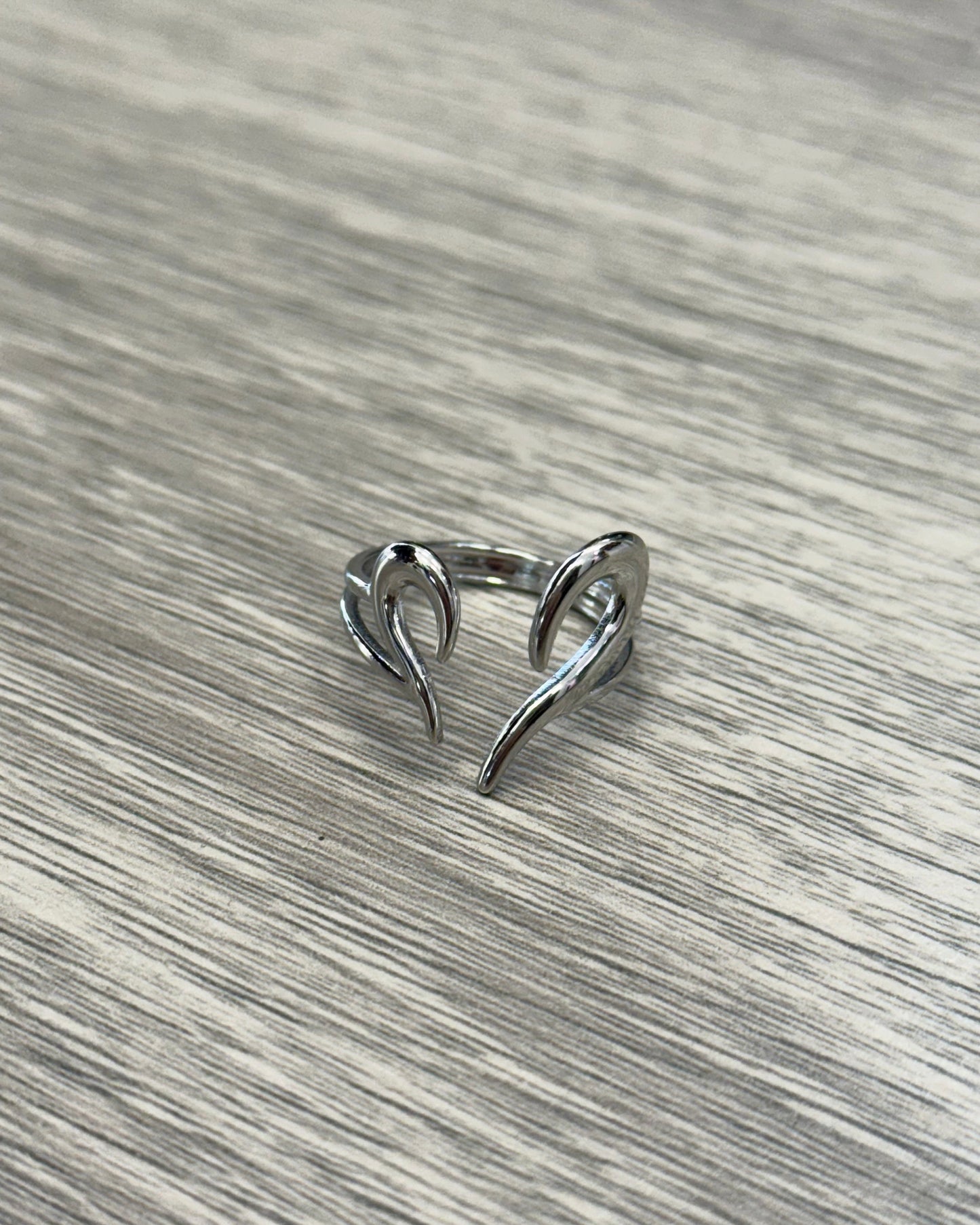 ANILLO CORAZÓN PART PLATA