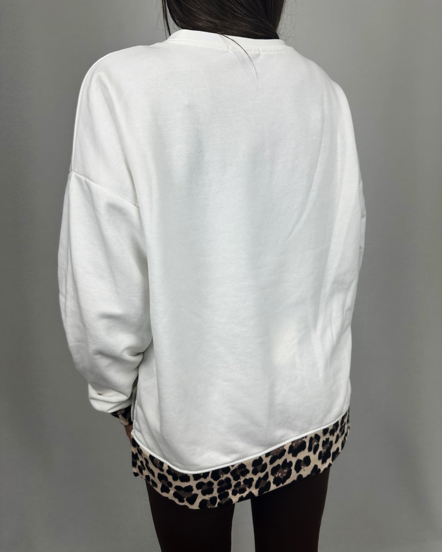 SUDADERA LOVE FLÚOR BLANCA