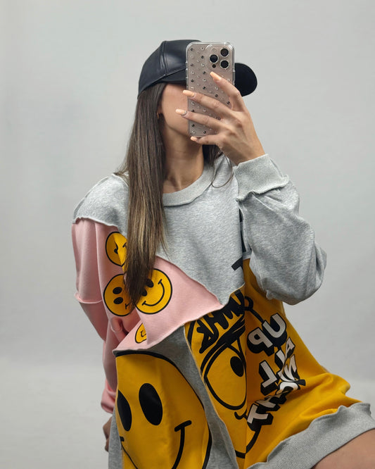 MAXI SUDADERA SMILE GRIS