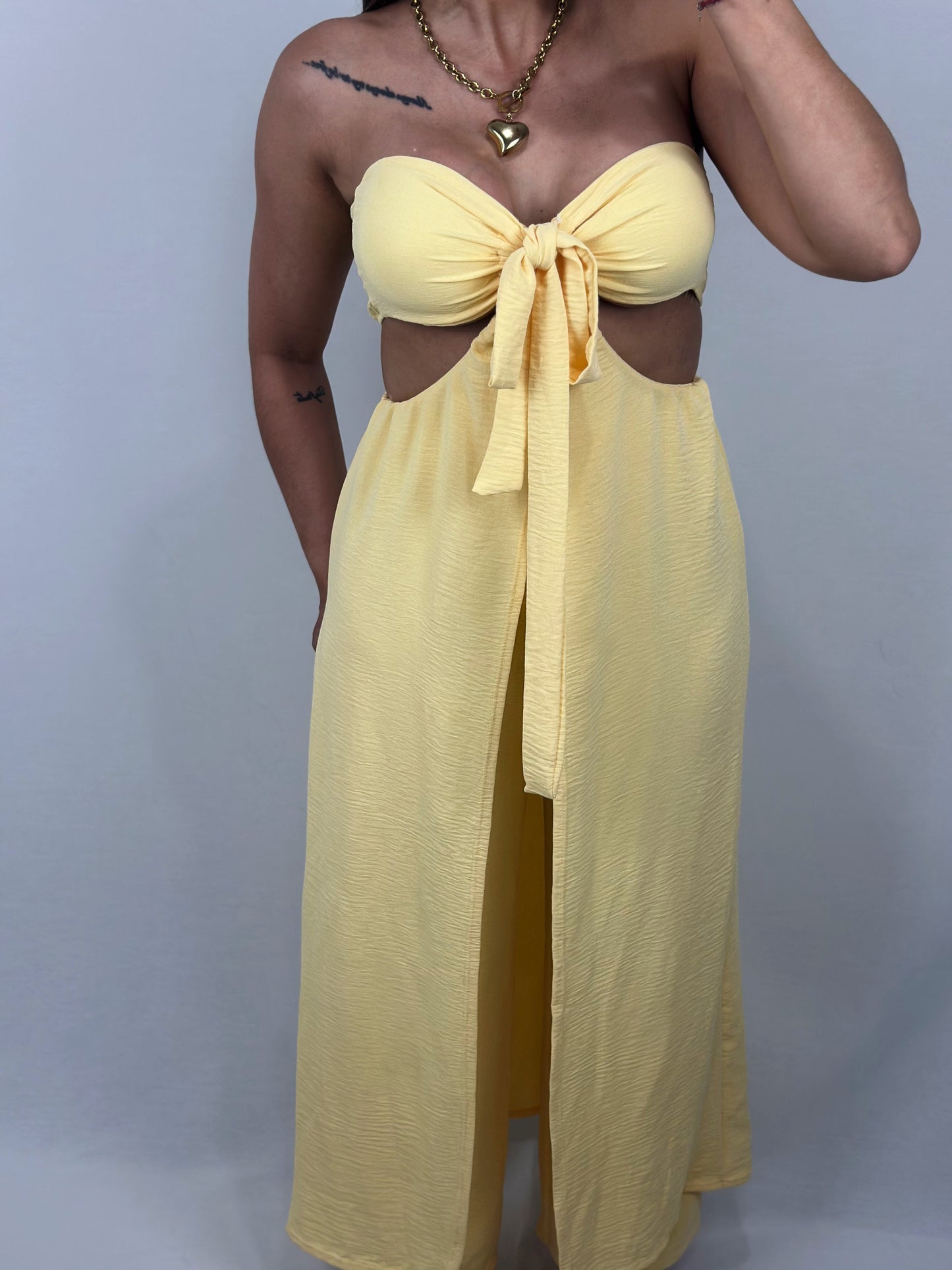 MONO AMARILLO
