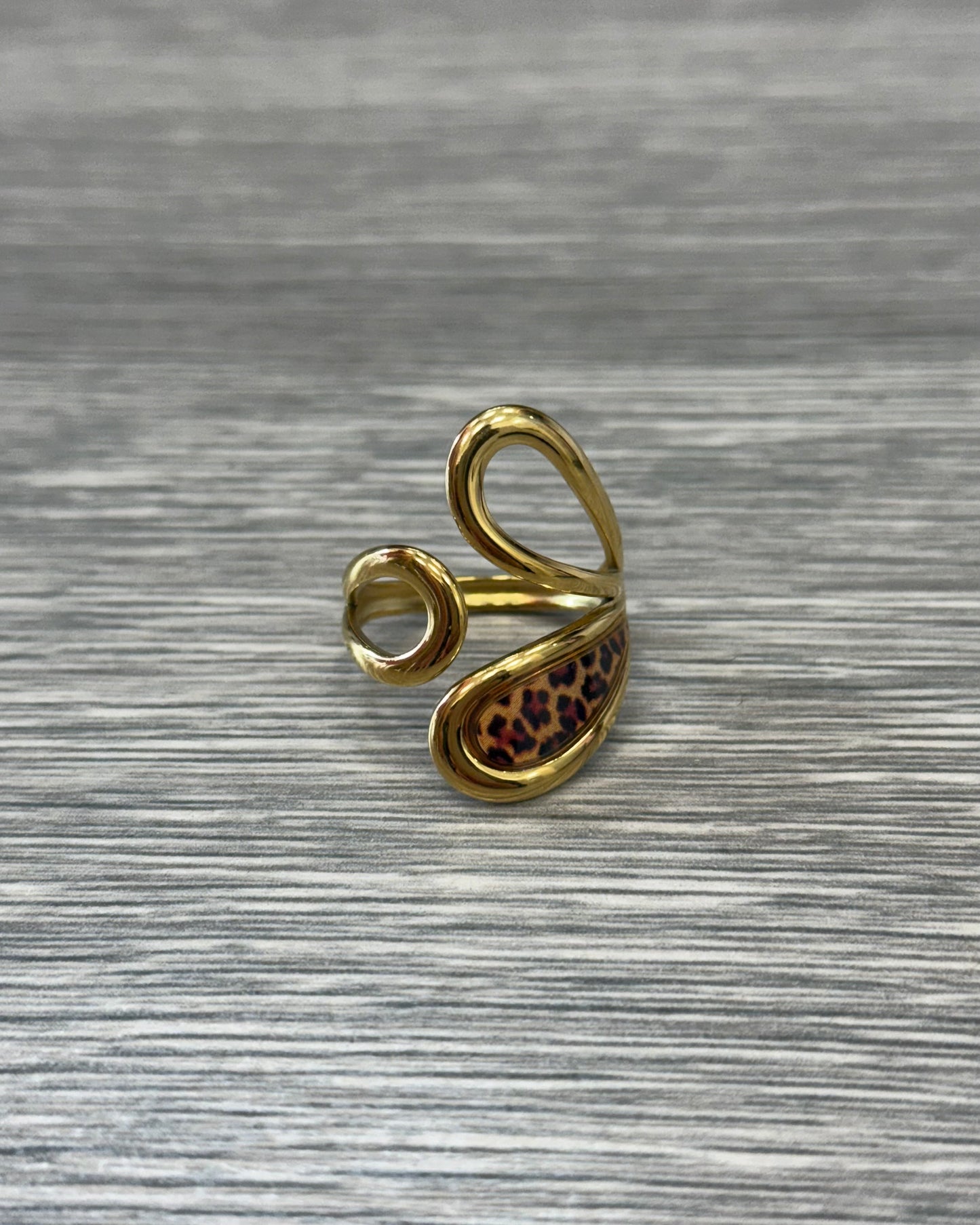 ANILLO PÉTALOS LEO