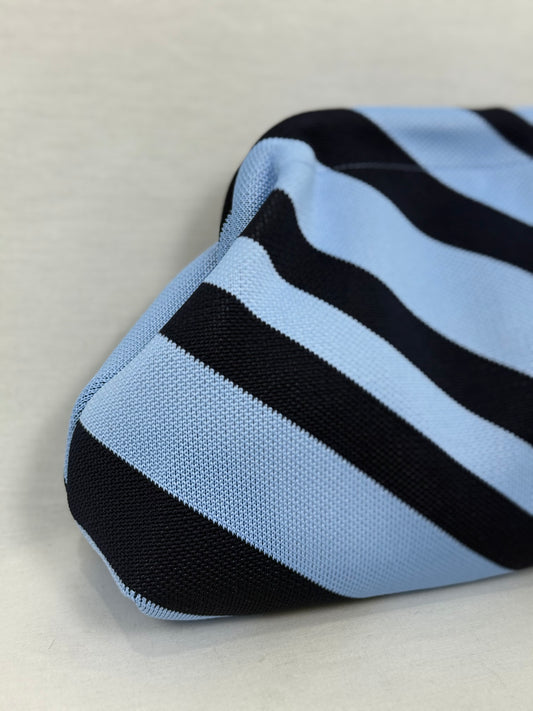CLUTCH BLUE