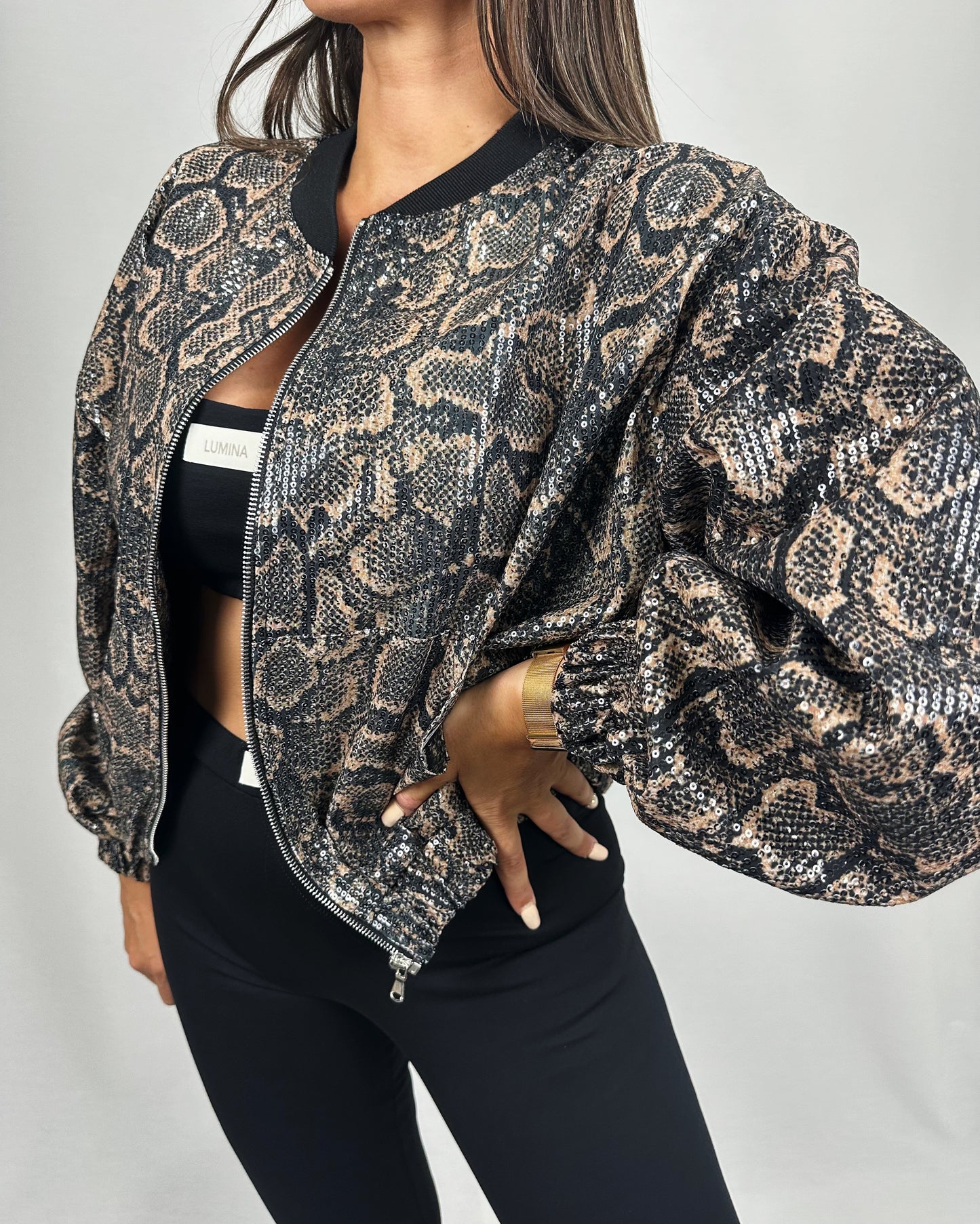 BOMBER SERPIENTE LUM