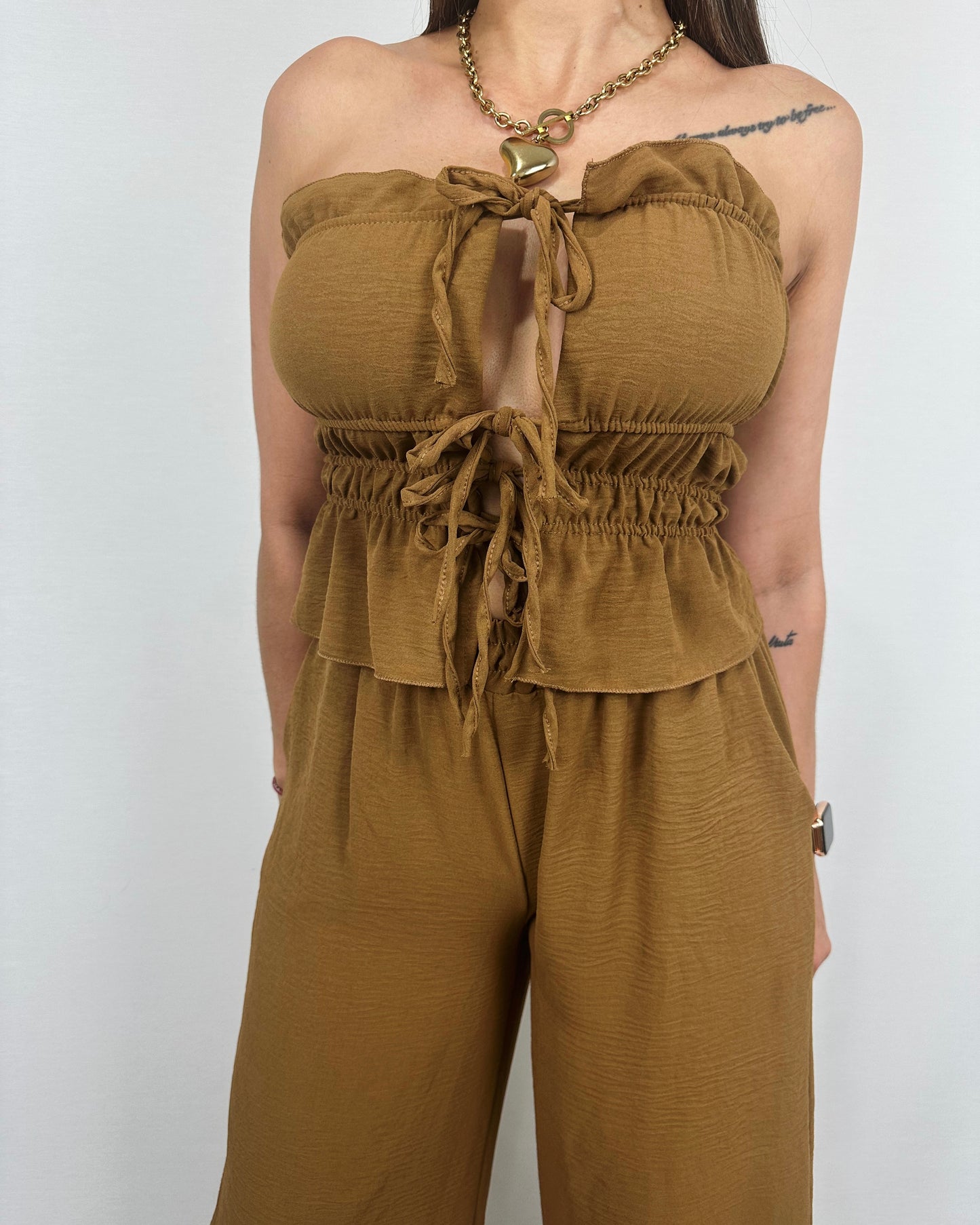 CONJUNTO CAMEL FRUNCIDO