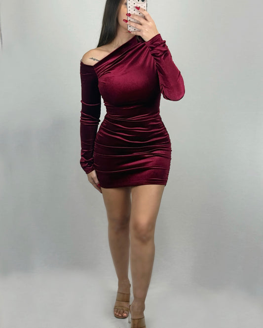 VESTIDO TERCIOPELO BURDEOS