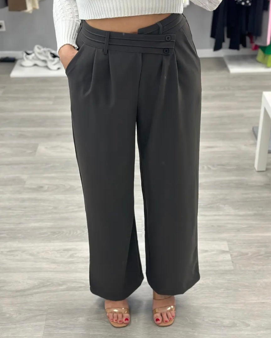 PANTALÓN PINZAS GRIS OSCURO