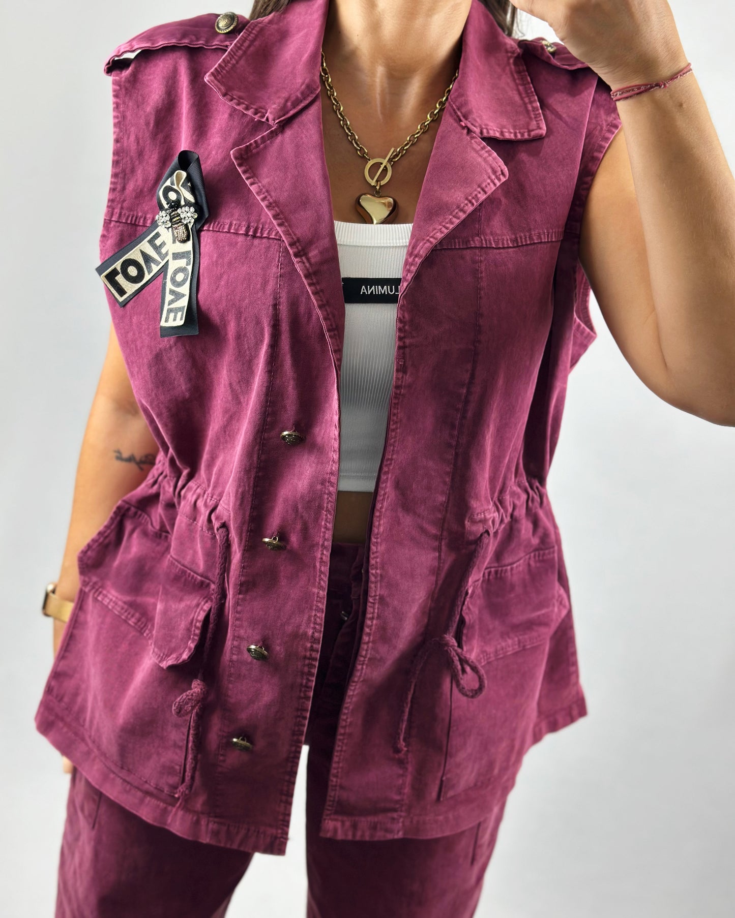CONJUNTO DENIM BURDEOS