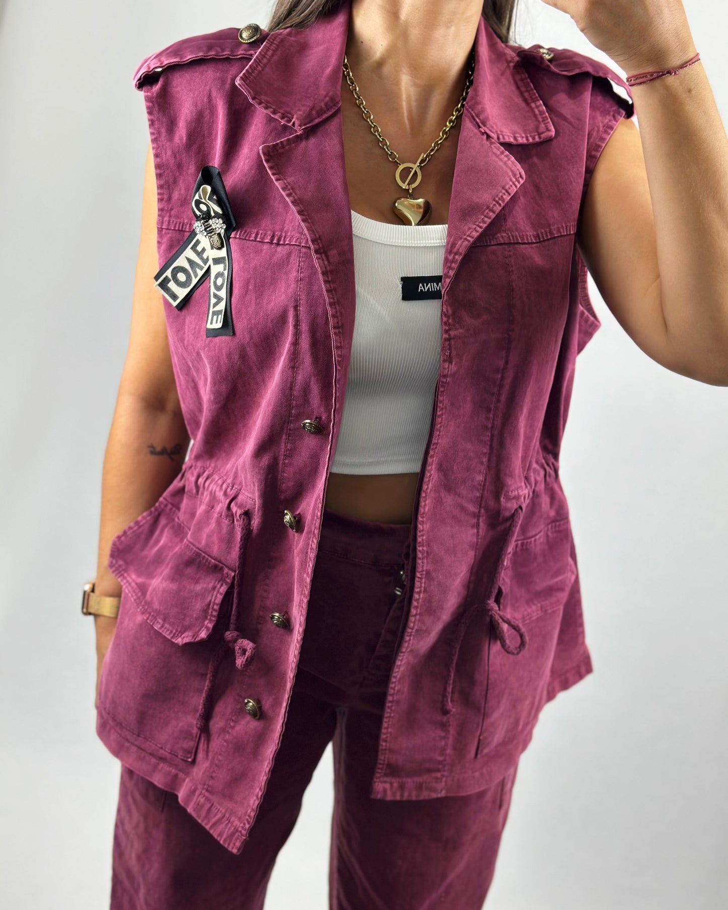CONJUNTO DENIM BURDEOS