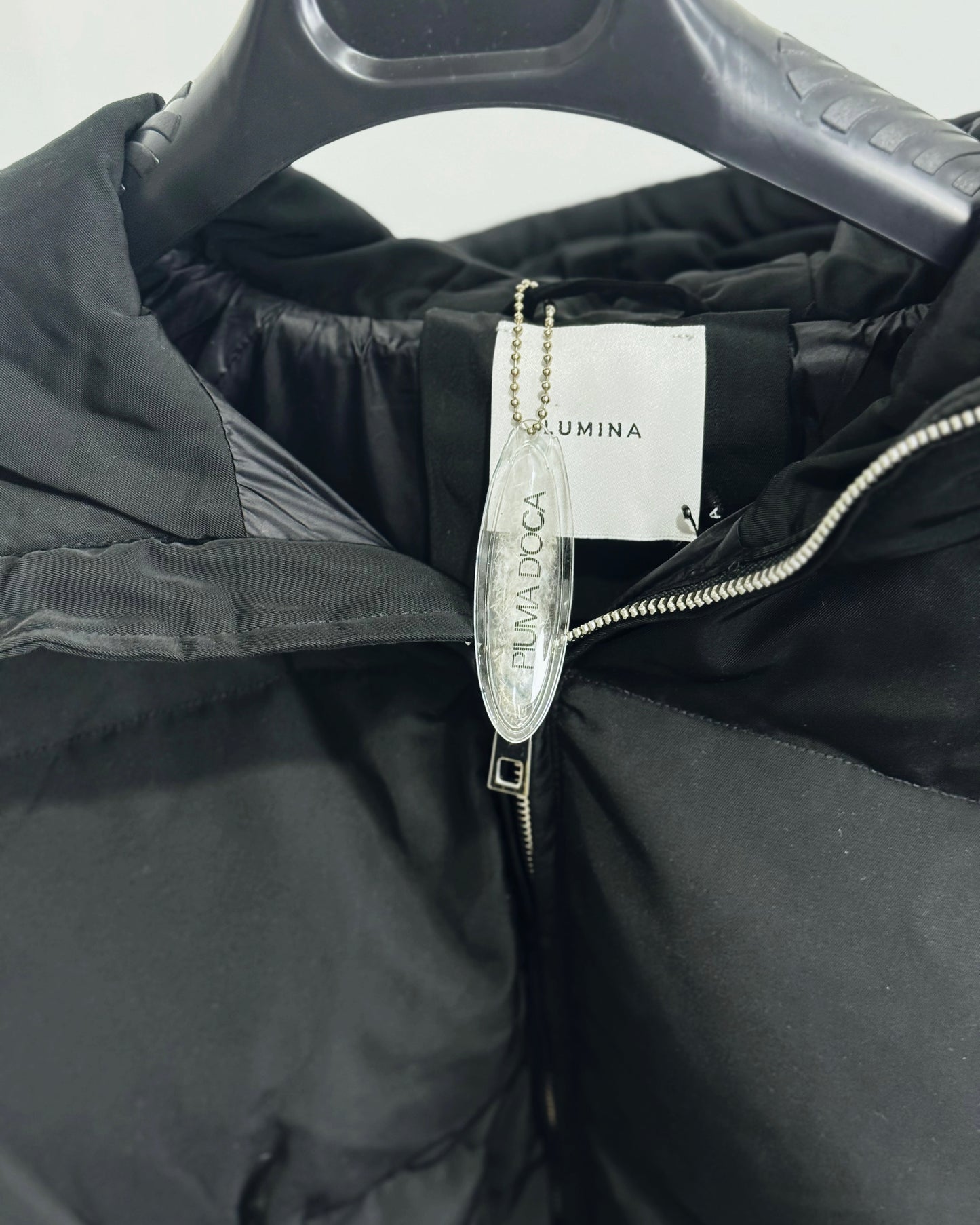 PLUMA NEGRO LUM