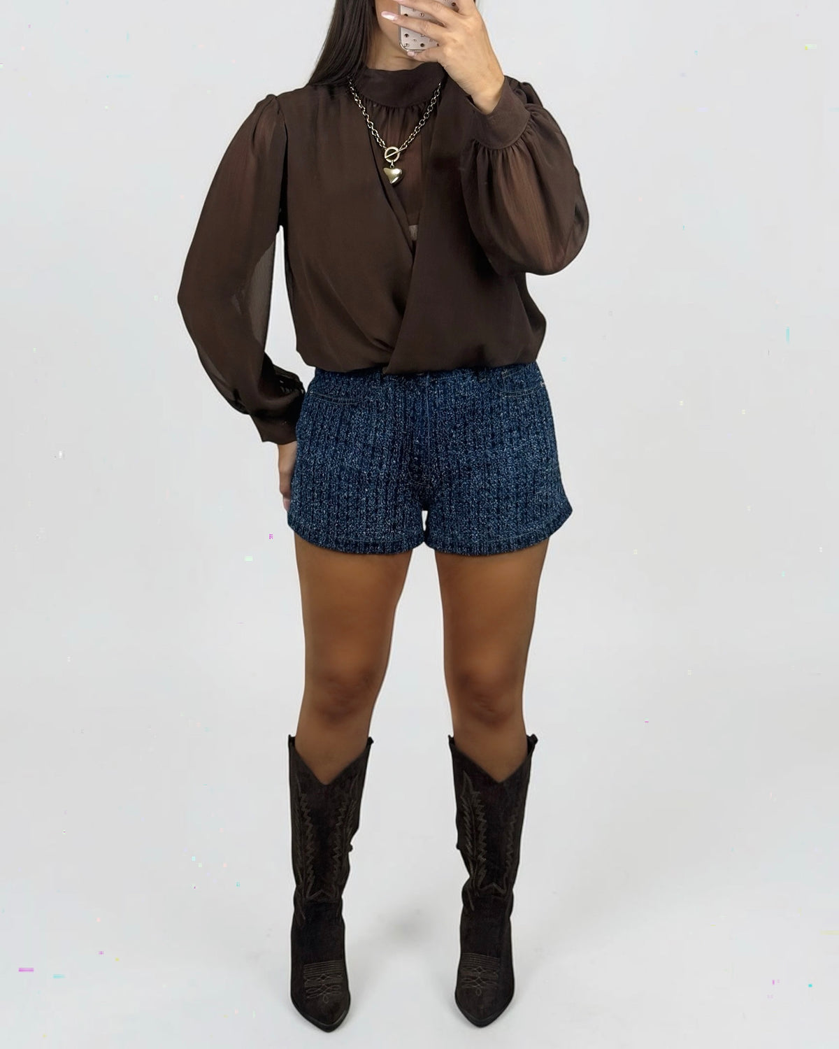 SHORT TEXT DENIM