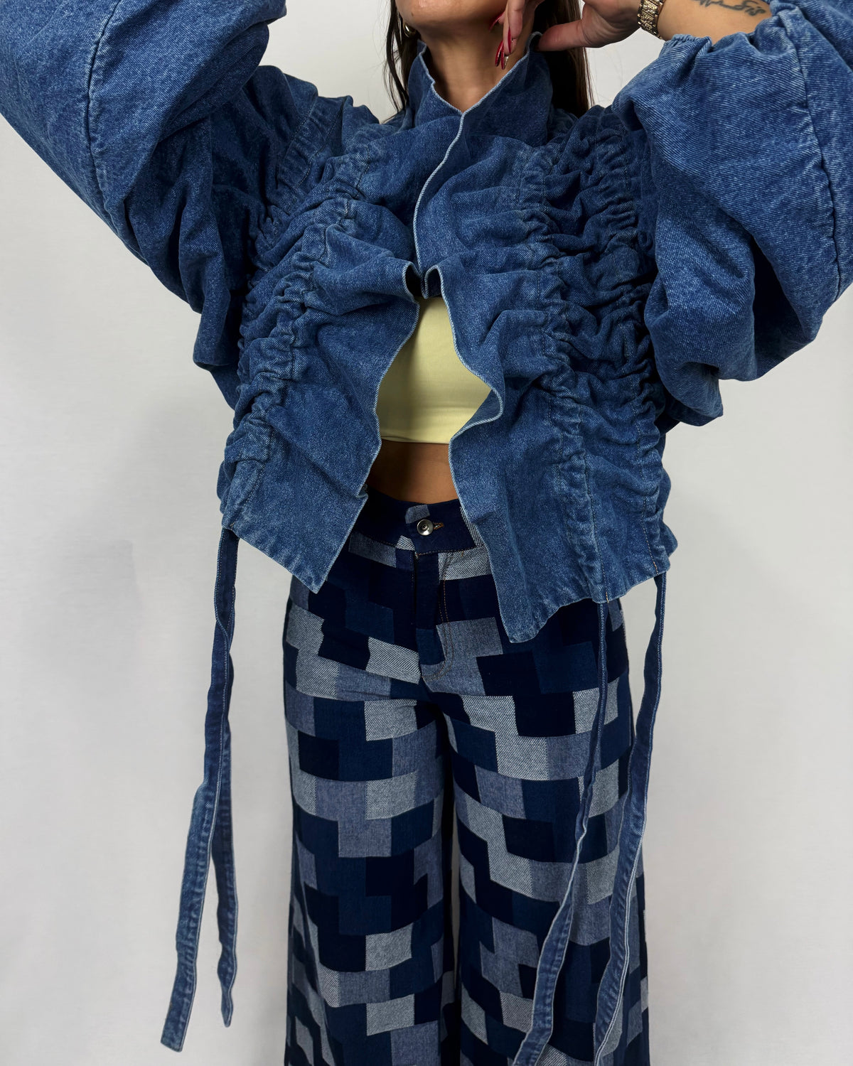 CHAQUETA DENIM FRUNCE