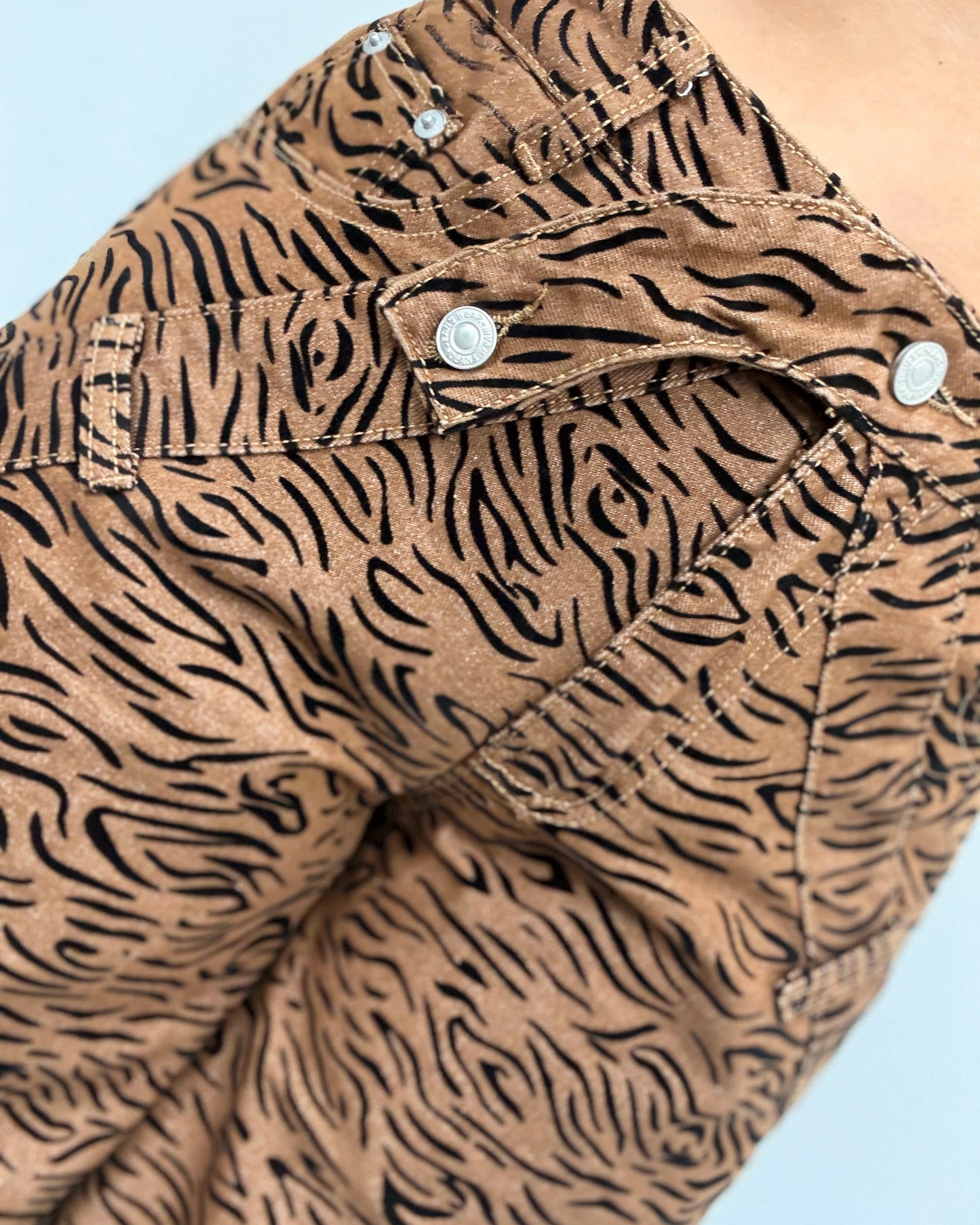 PANTALÓN CEBRA BROWN
