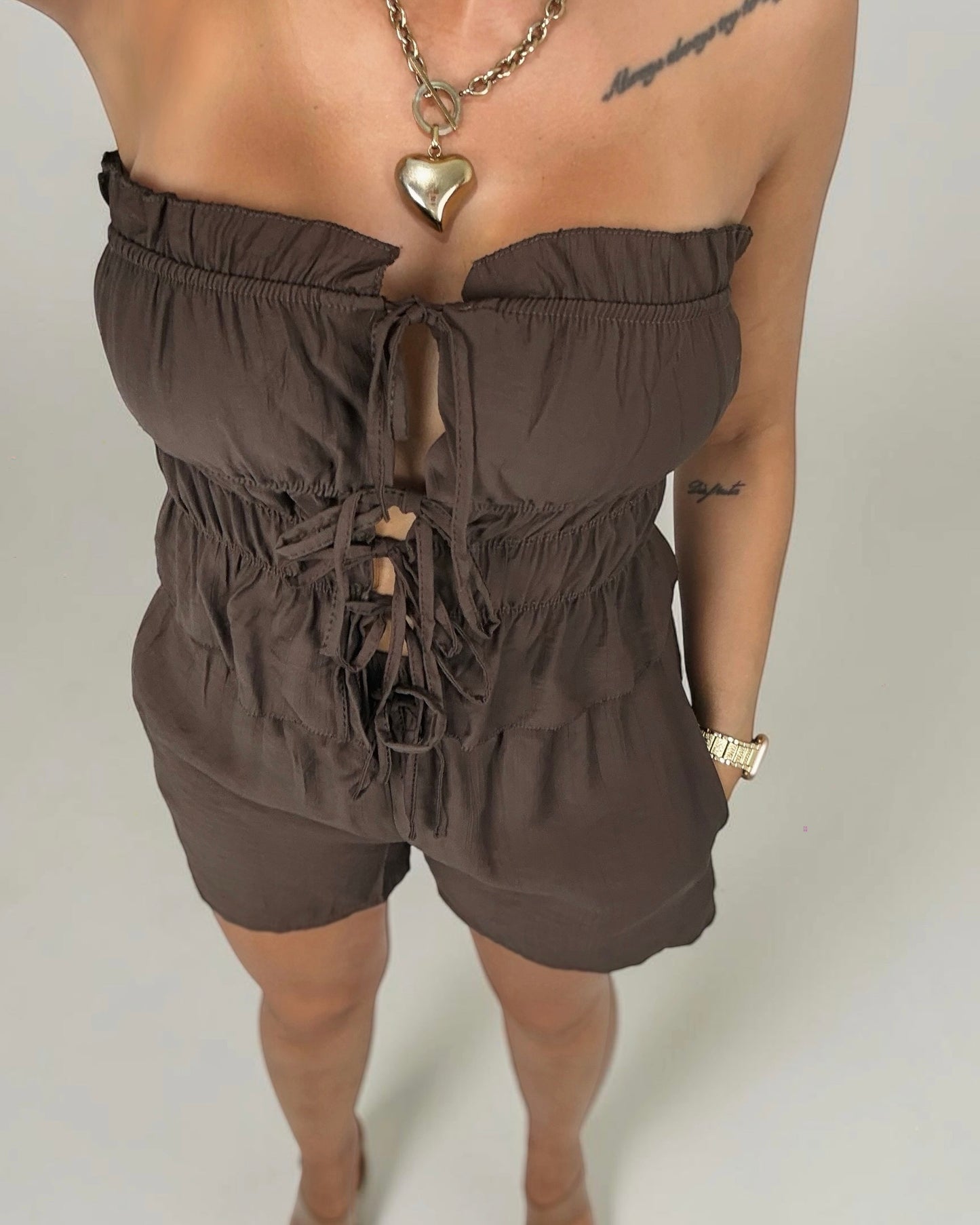 CONJUNTO FRUNCE CHOCO