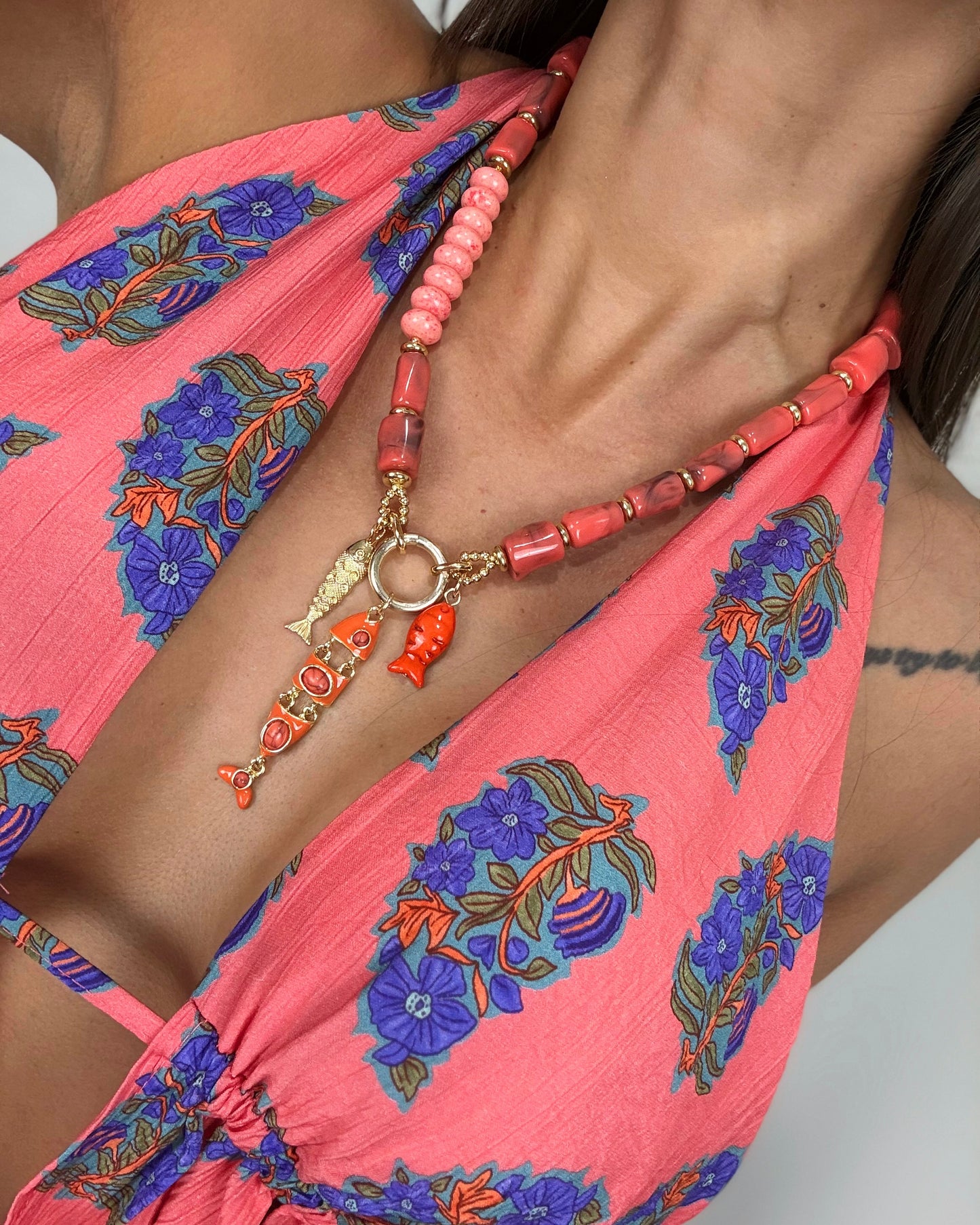 COLLAR CORAL FISH