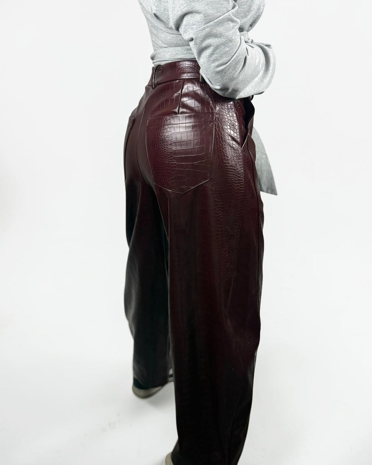 PANTALÓN COCO BURDEOS LUMINA