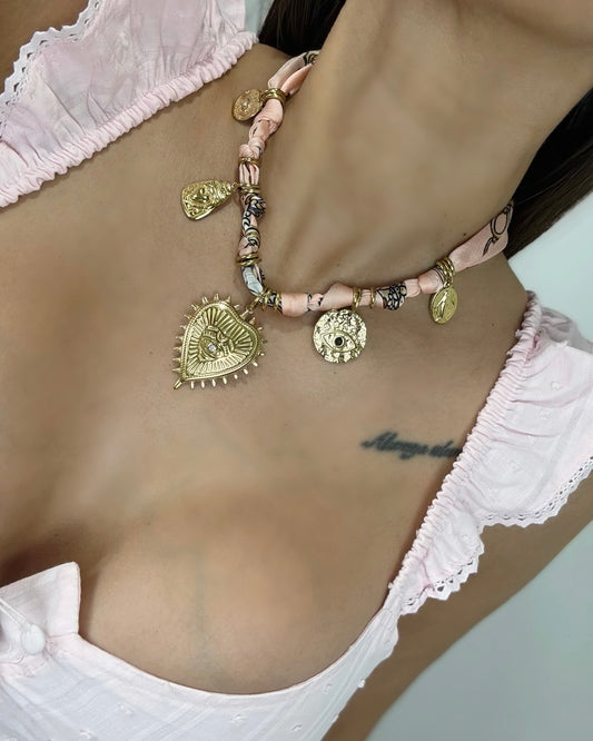 COLLAR PAÑUELO PINK
