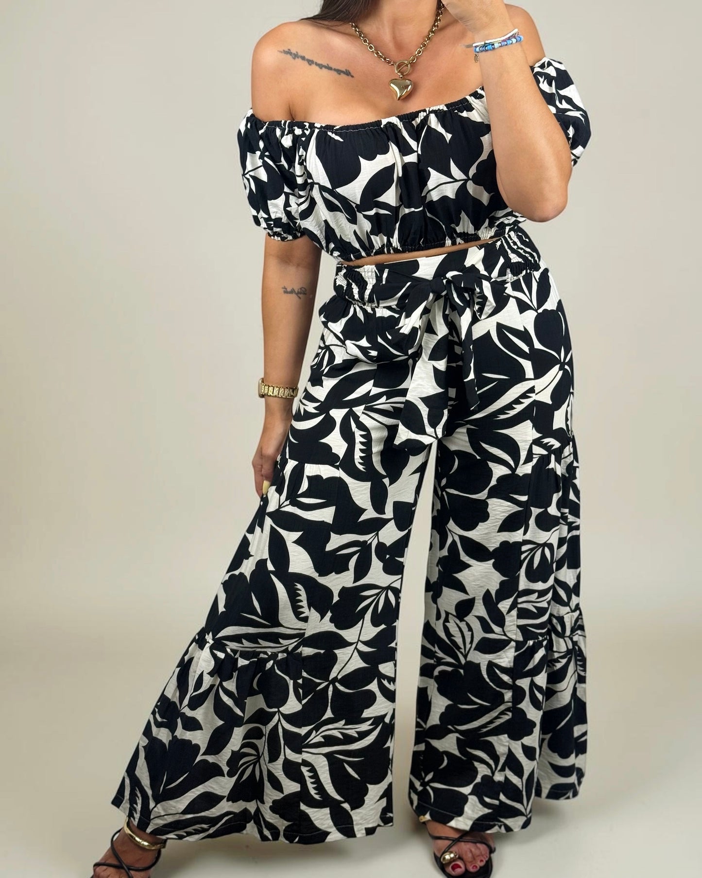 CONJUNTO B&W