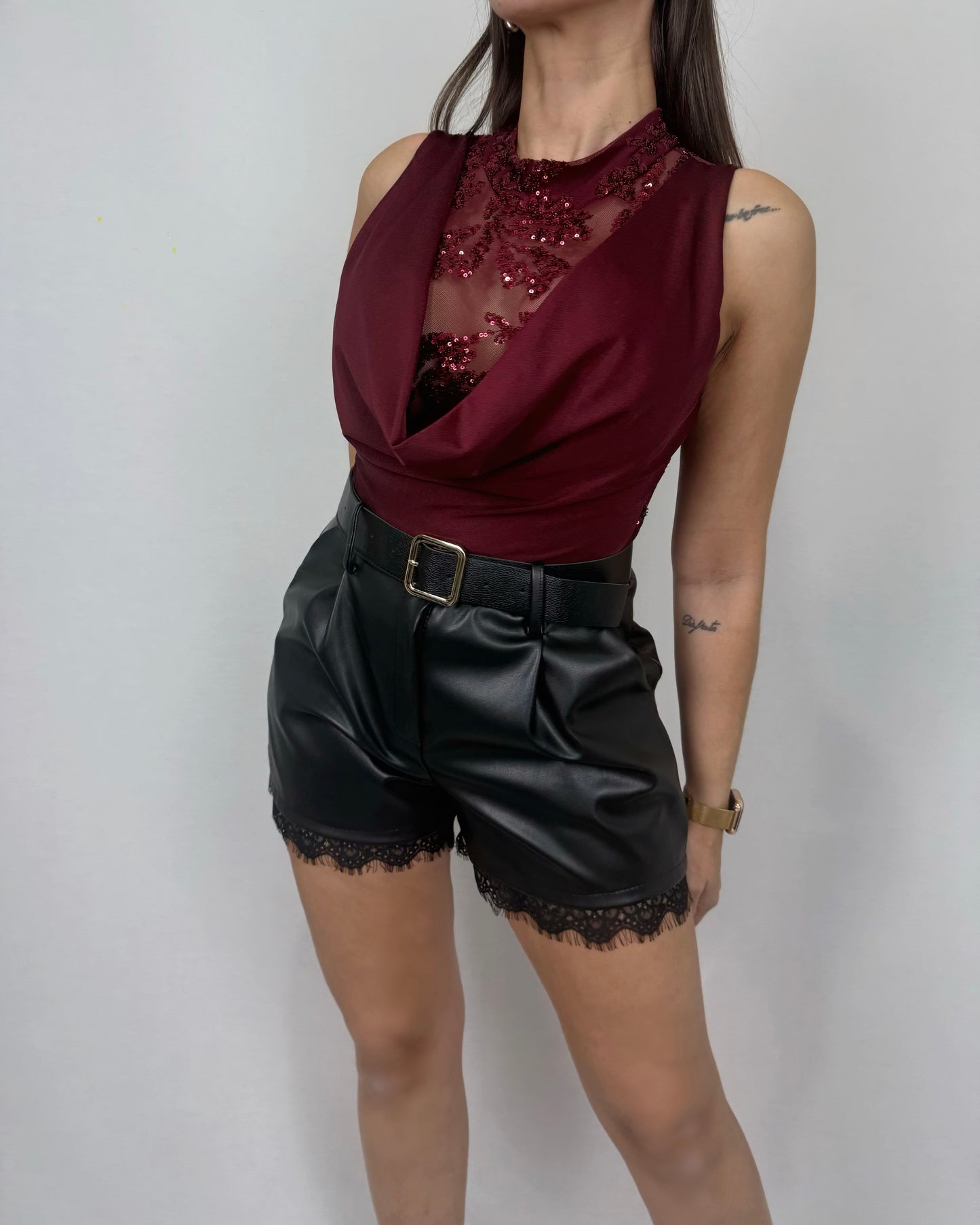 BODY LENTEJUELAS BURDEOS