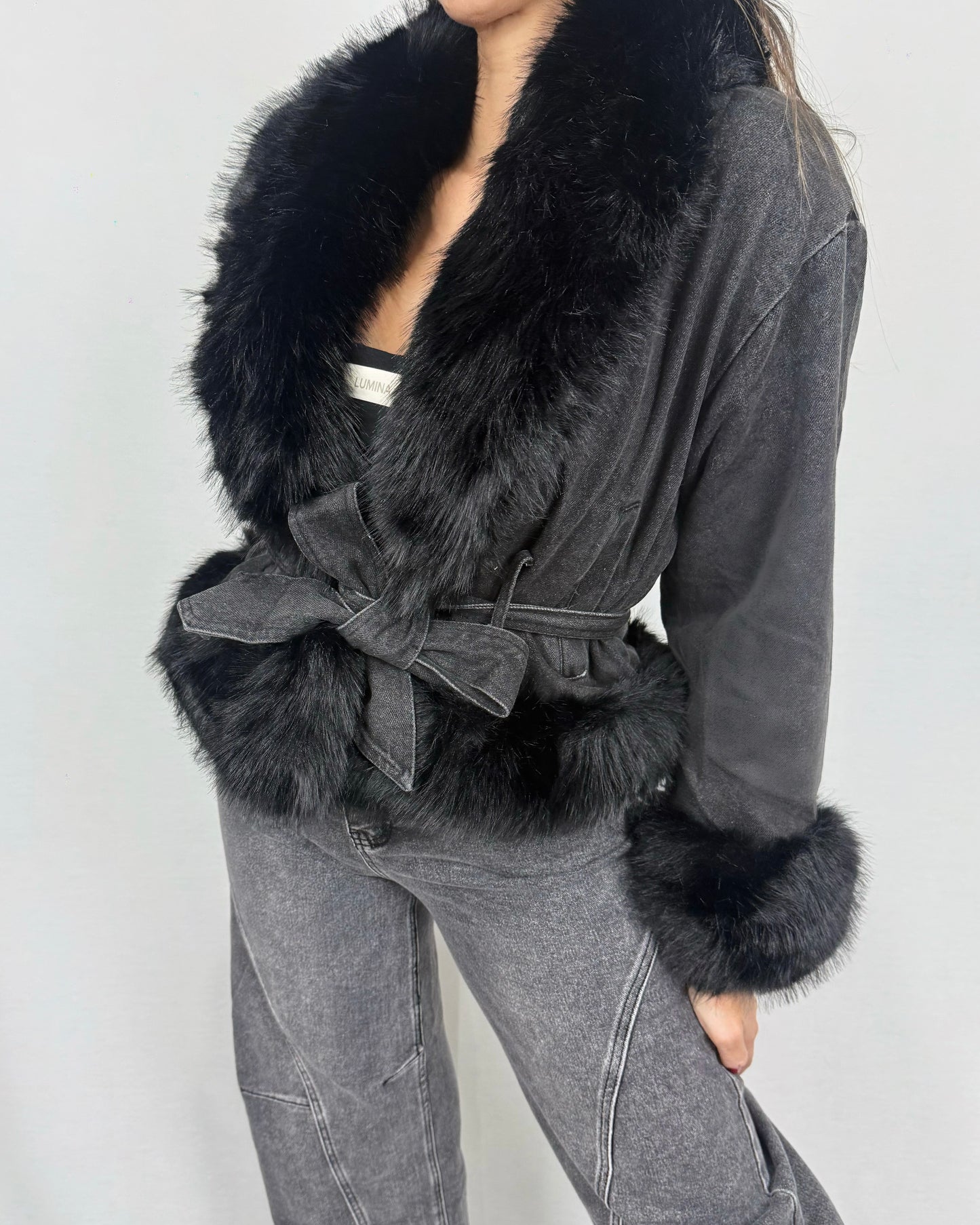 CHAQUETA DENIM OSCURA PELO