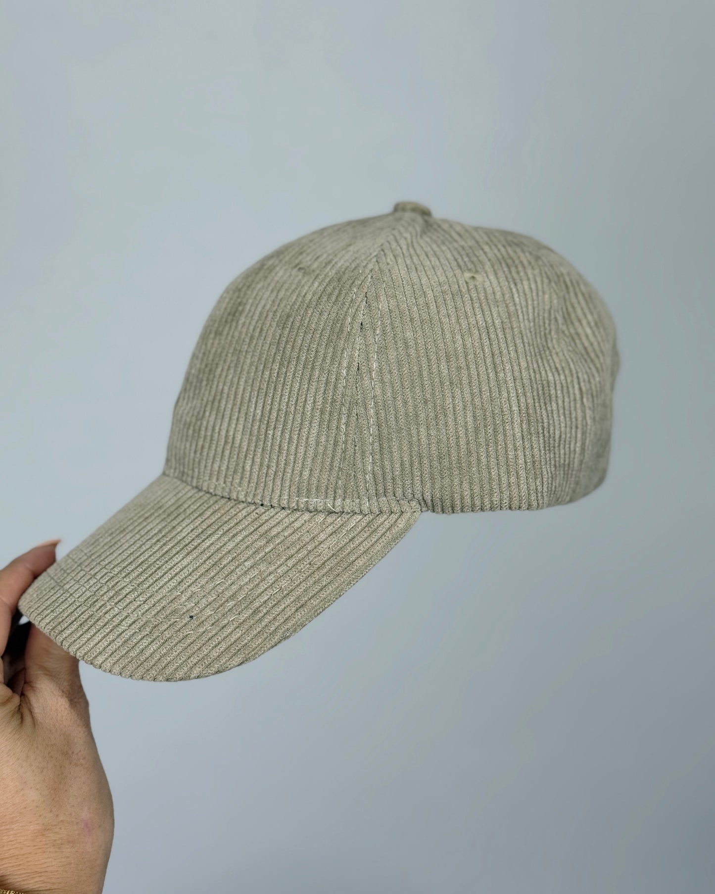 GORRA PANA BEIGE