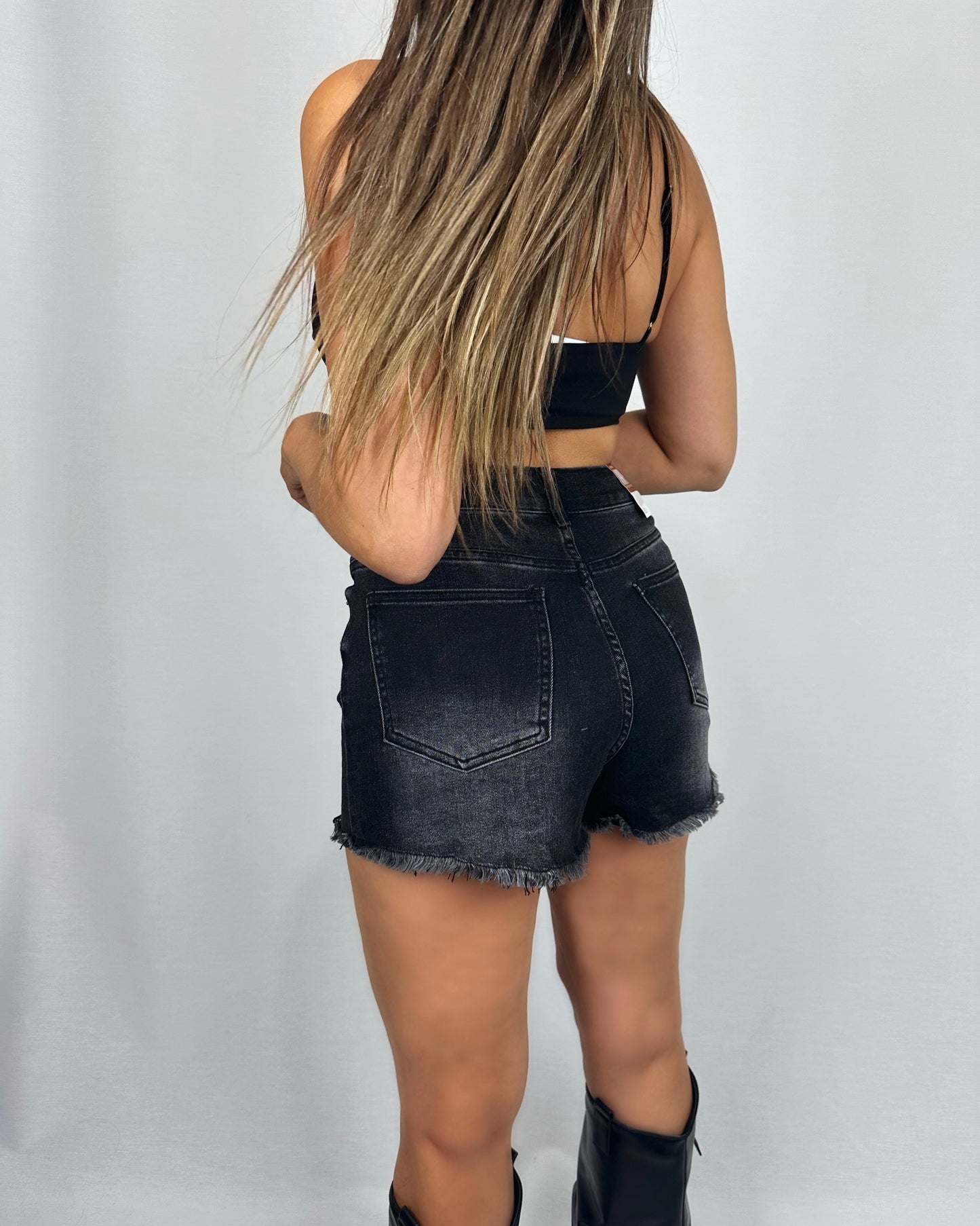 SHORT DENIM NEGRO