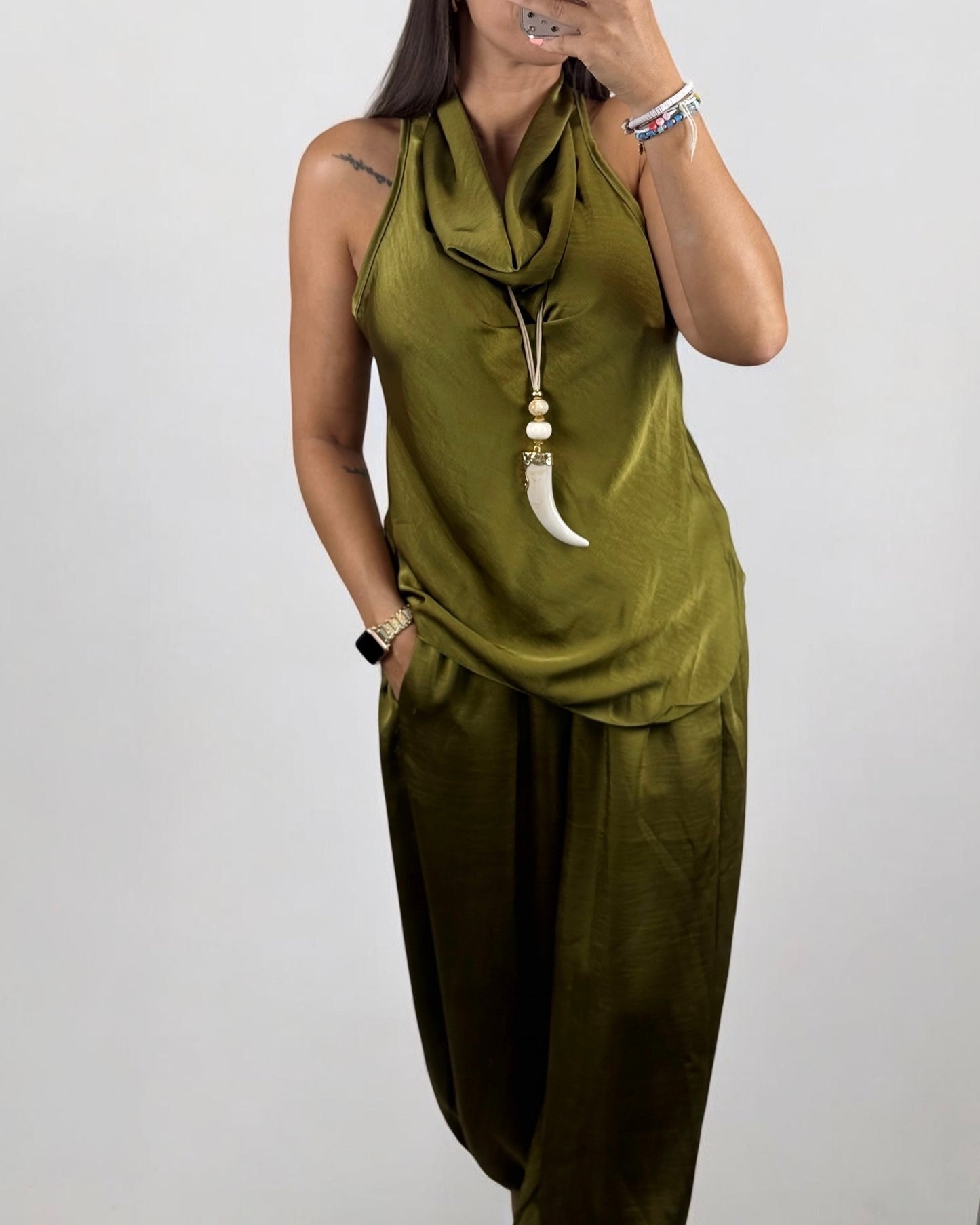 TOP SATINADO VERDE