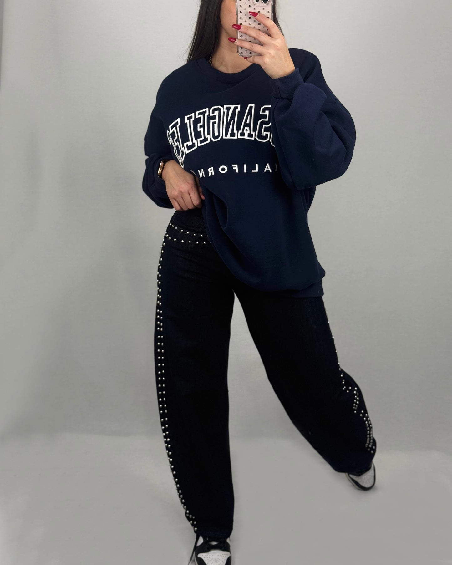 PANTALÓN DENIM TACHAS