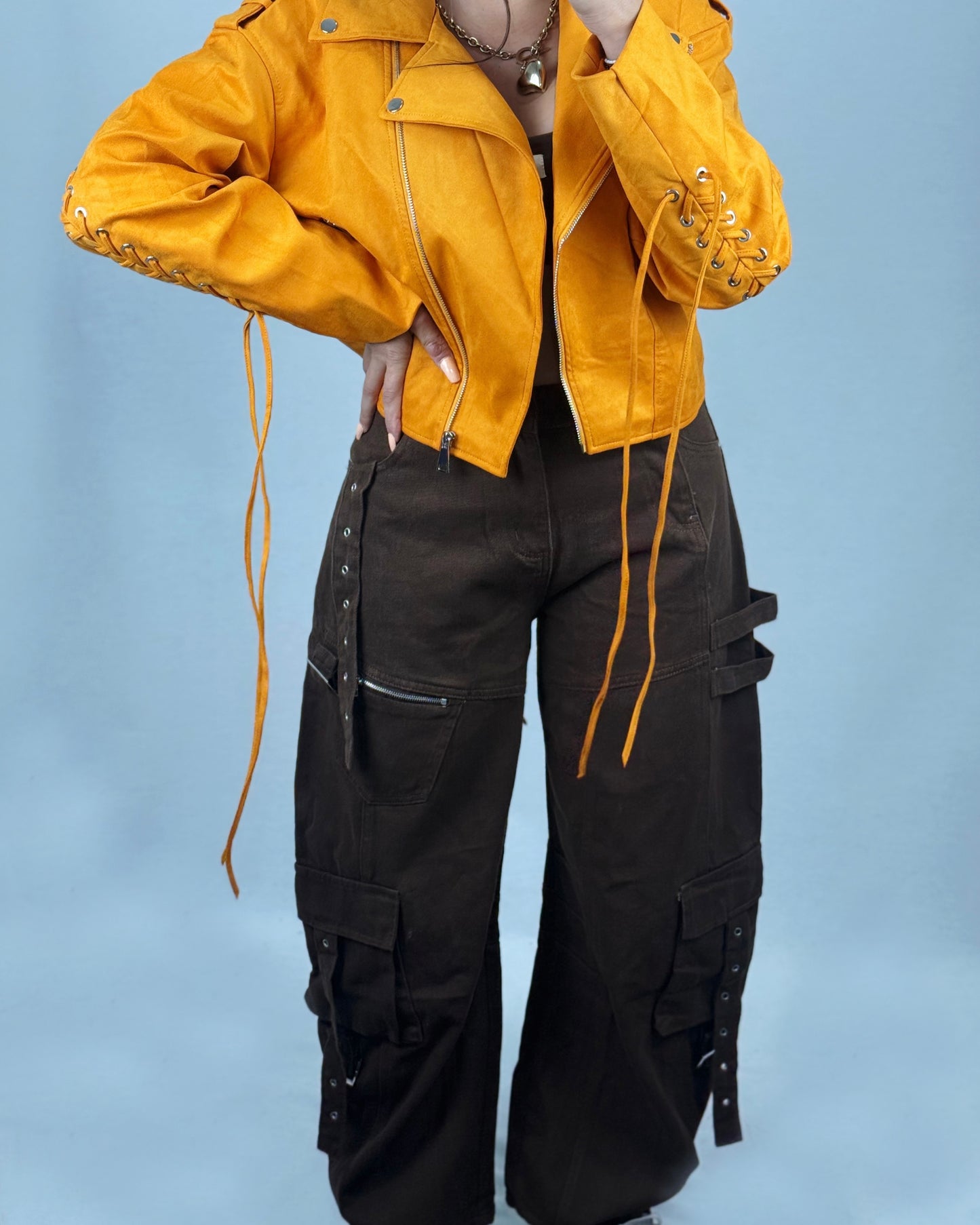 PANTALÓN CARGO DENIM CHOC