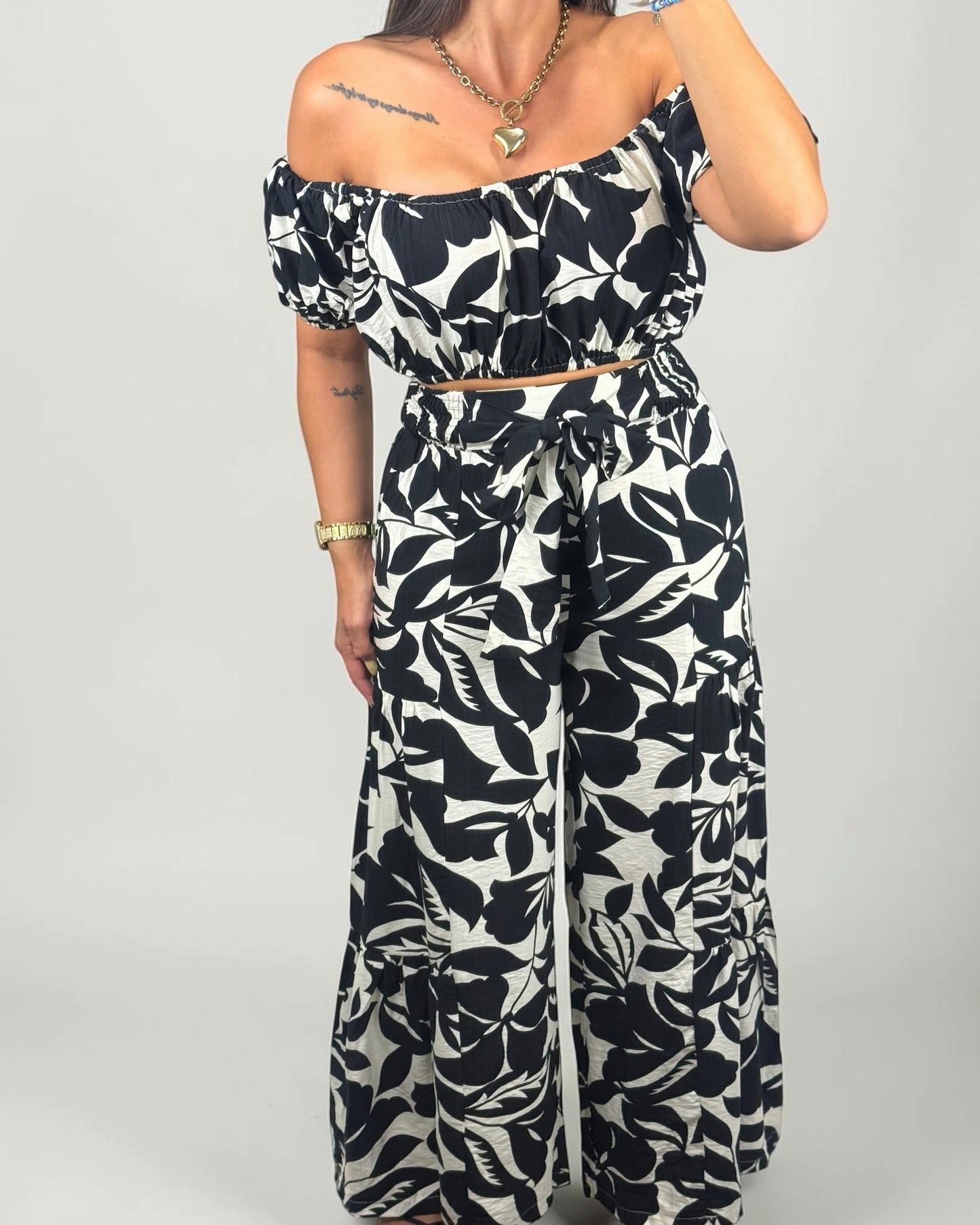 CONJUNTO B&W