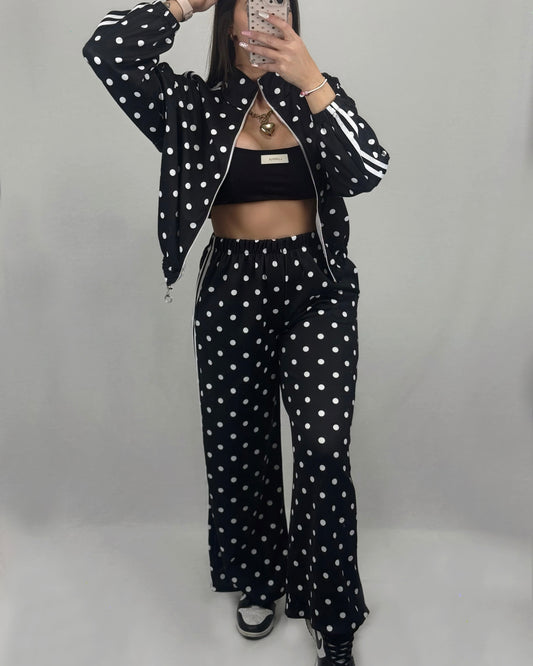 CONJUNTO AD LUNARES BLACK
