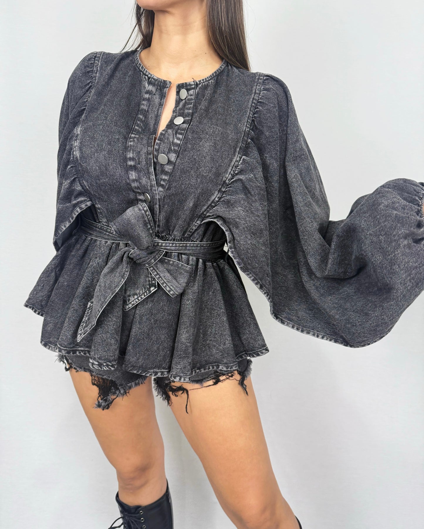 BLUSA DENIM GRIS