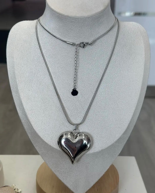 COLLAR CORAZÓN PLATA