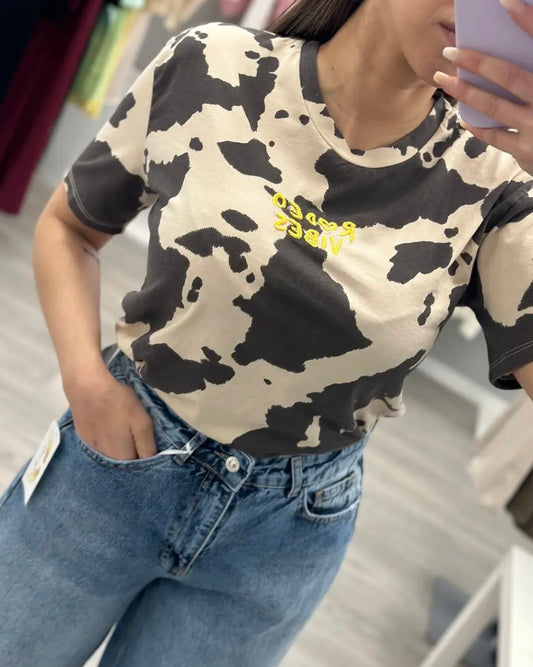 CAMISETA COW NEGRA LUM