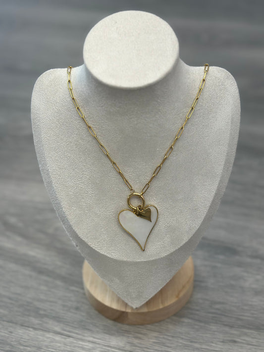 COLLAR CORAZÓN NÁCAR