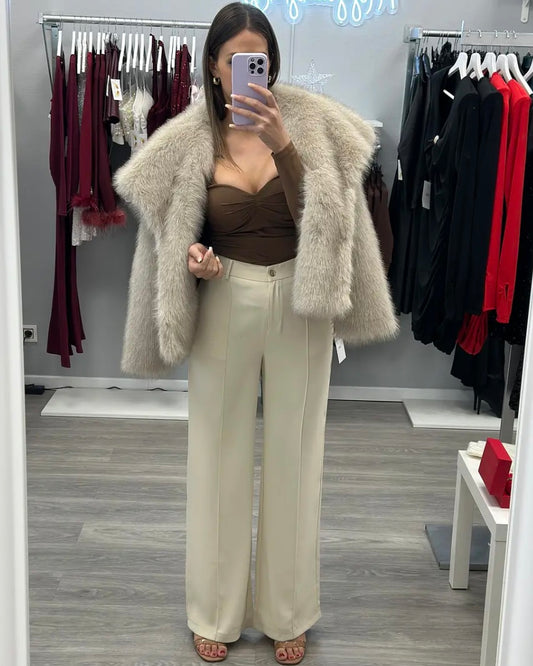 PANTALÓN PINZAS BEIGE
