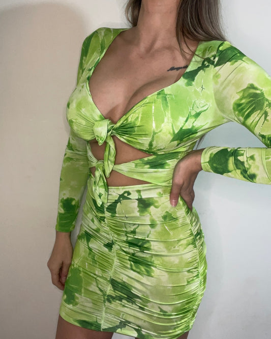 VESTIDO APERTURAS VERDE